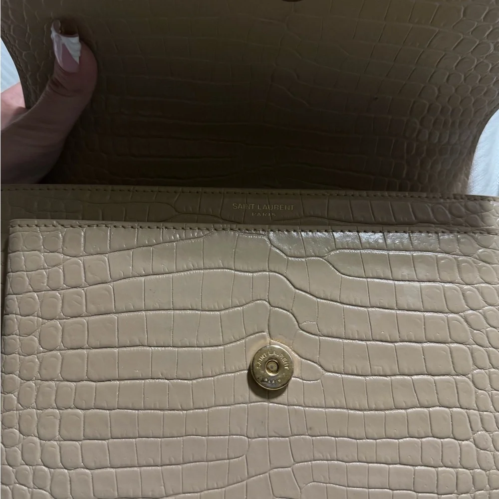 Yves Saint Laurent Tan Croc-Embossed Crossbody with Gold Chain - Picture 2 of 4